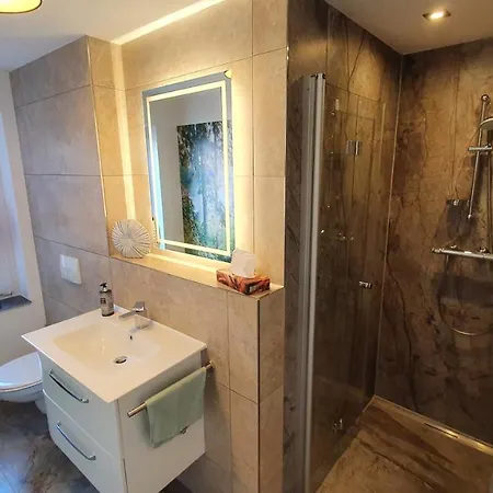 Thon An Der Schlossruine Lejlighed Herbsleben