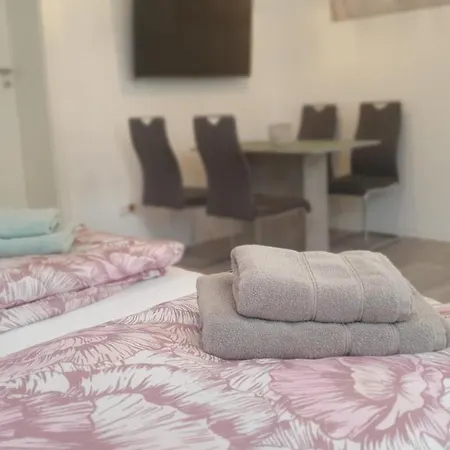 Thon An Der Schlossruine Lejlighed