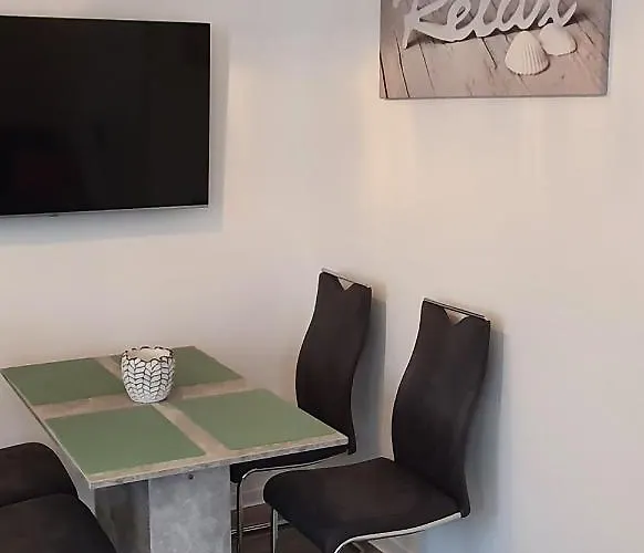 Thon An Der Schlossruine *