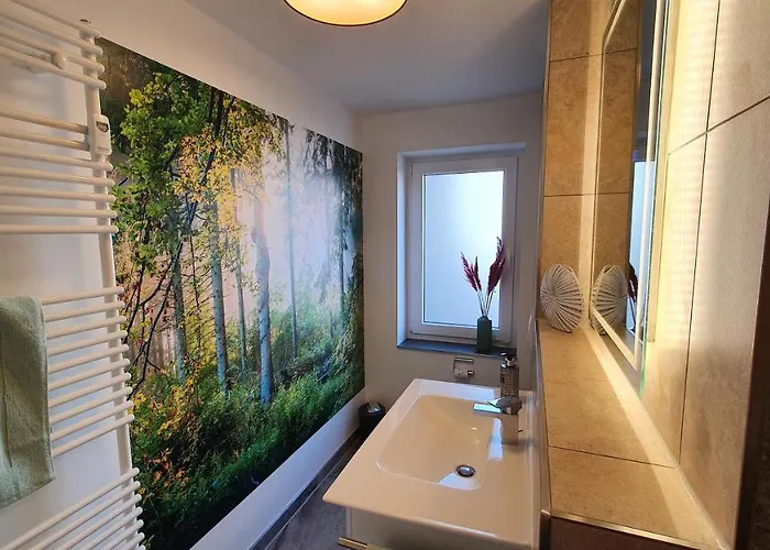 Thon An Der Schlossruine * Herbsleben