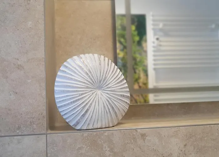 Thon An Der Schlossruine * Herbsleben