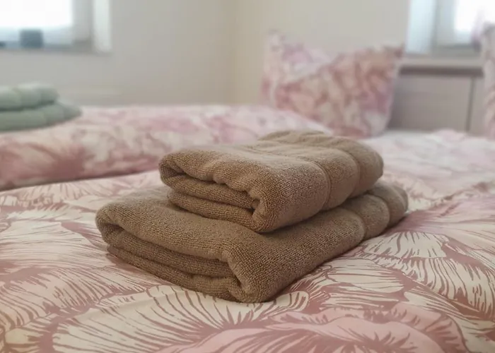 Thon An Der Schlossruine Apartment *