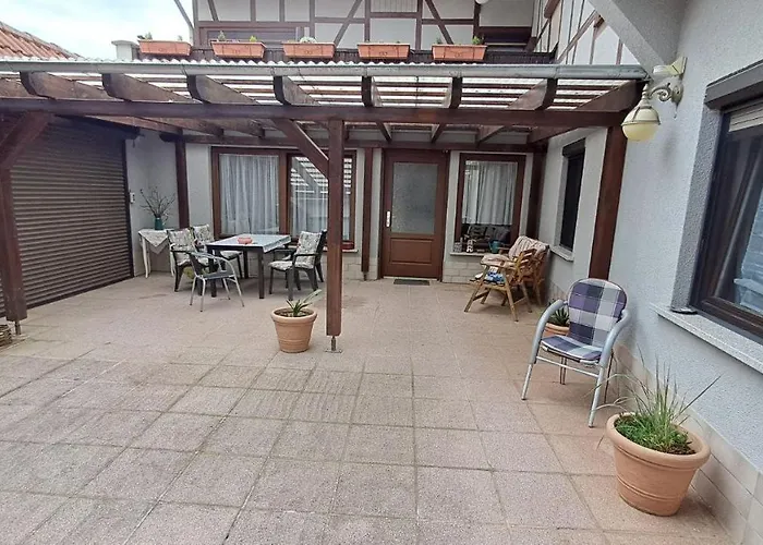 Daire Thon An Der Schlossruine Herbsleben